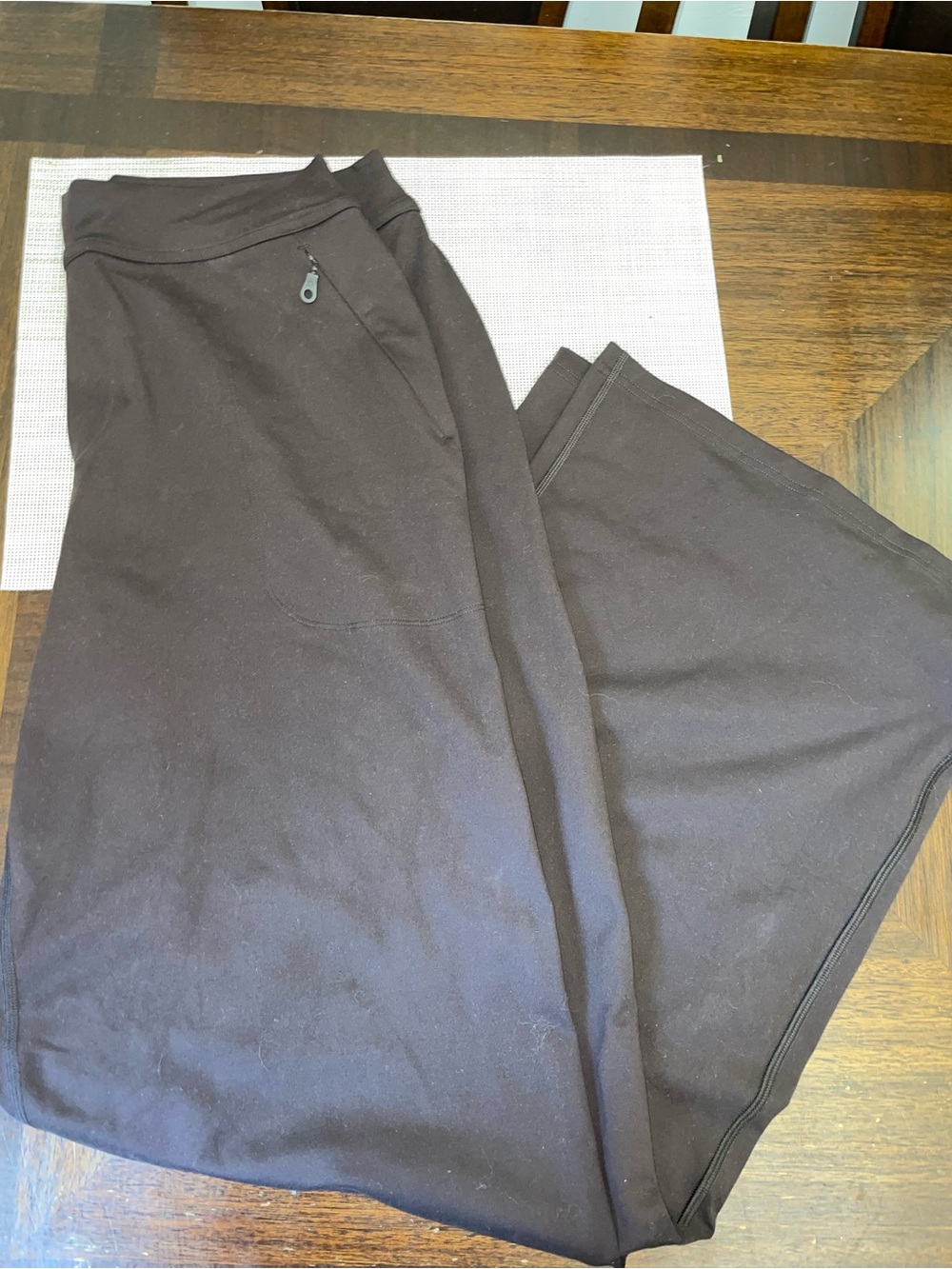 OFFLINE by Aerie Real Me Hugger Trouser Pants Brown L Long Zip Pocket Yoga Athle